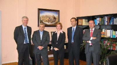 Fereco se reúne  con la consejera de Economía y Hacienda para conocer los mecanismos de financiación del Plan de Infraestructuras regional