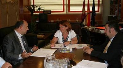 Fricam propone a la Consejera de Industria la creación de un Consejo Regional de Seguridad Industrial y la publicación de una norma que desarrolle el RITE en Castilla-La Mancha