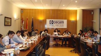 CECAM programa diecisiete jornadas informativas sobre Prevención de Riesgos Laborales