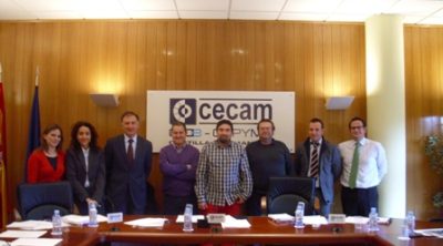 La Federación Regional de Taxis aborda el servicio para el tratamiento de diálisis en su primera reunión del año