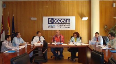 La Federación regional del taxi denuncia la desaparición de 600 taxis y el servicio del taxi rural