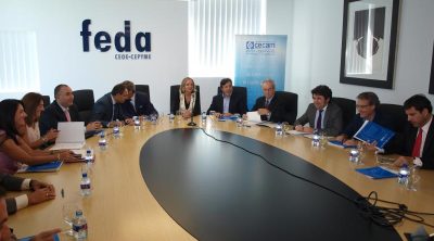 El Comité Ejecutivo de CECAM analiza con la consejera de Empleo y Economía el programa Empresa-Empleo