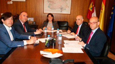 El Gobierno regional estudiará la creación de una red de áreas de descanso seguras y vigiladas para los transportistas en Castilla-La Mancha a petición de FETCAM