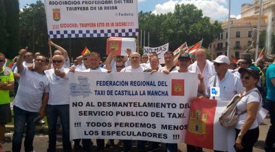 La Federación regional del taxi de CLM valora el apoyo de los taxistas castellano manchegos en la protesta del sector