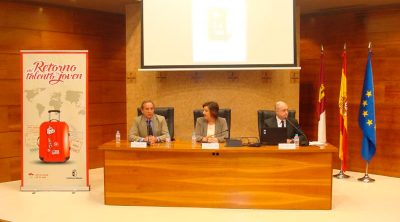 El Presidente de CECAM, Ángel Nicolás, destaca la apuesta de las empresas por los jóvenes de la región