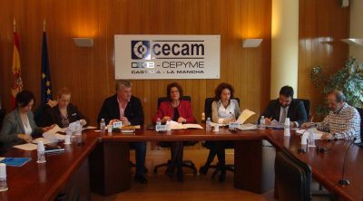 La Federación regional de automoción recomienda comprobar la fecha de fabricación del neumático