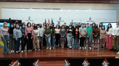 47 jóvenes de CLM mejoran su empleabilidad gracias a las III becas CECAM