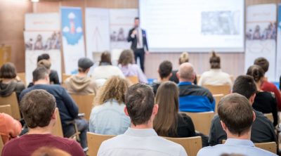 SUBVENCIONES PÚBLICAS DESTINADAS A LA FINANCIACIÓN DE FORMACIÓN (MICROCRÉDITOS).
