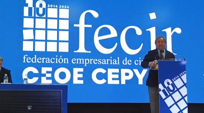 FECIR reconoce al presidente de CECAM por su contribución a la creación y el apoyo permanente a la federación empresarial provincial