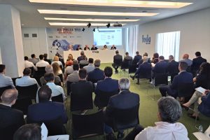 Lee más sobre el artículo CECAM CEOE-CEPYME CLM reclama que el gobierno nacional escuche las reivindicaciones de las pymes, en su Asamblea General 2024