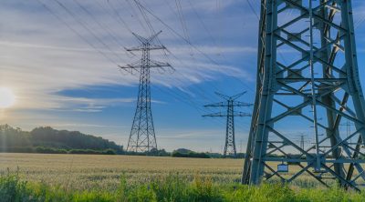 CECAM ALERTA DE LOS PERJUICIOS CAUSADOS A LA COMPETITIVIDAD DE NUESTRAS EMPRESAS POR LA INSUFICIENTE CAPACIDAD DE LA RED ELECTRICA