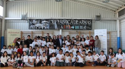 Toledo acerca el emprendimiento a las aulas con ‘Olegario, el duende empresario’, que reúne a más de 170 alumnos de Primaria